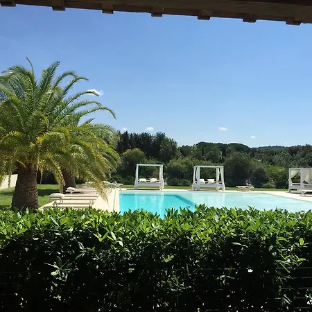 Aparthotel Relais Le Fornacelle 3*