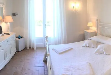 Relais Le Fornacelle Aparthotel 4*