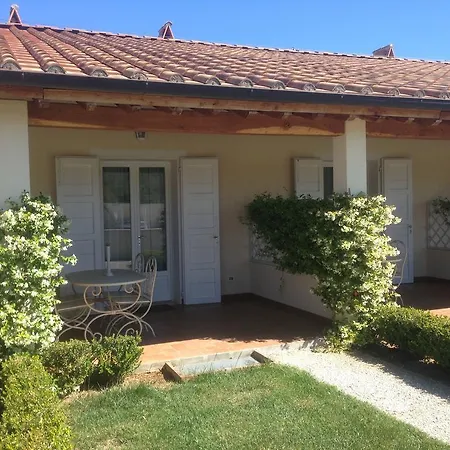 Aparthotel Relais Le Fornacelle 3*