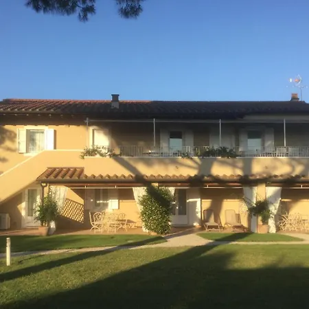 Aparthotel Relais Le Fornacelle Castagneto Carducci