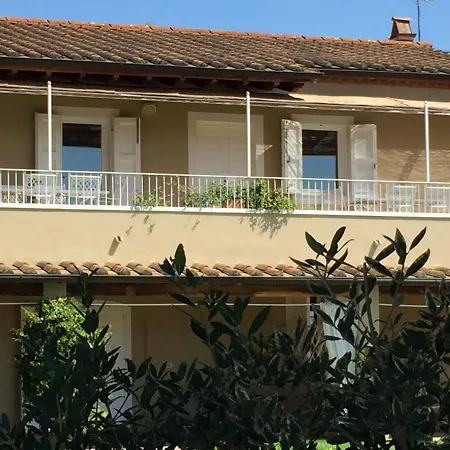Aparthotel Relais Le Fornacelle 3*